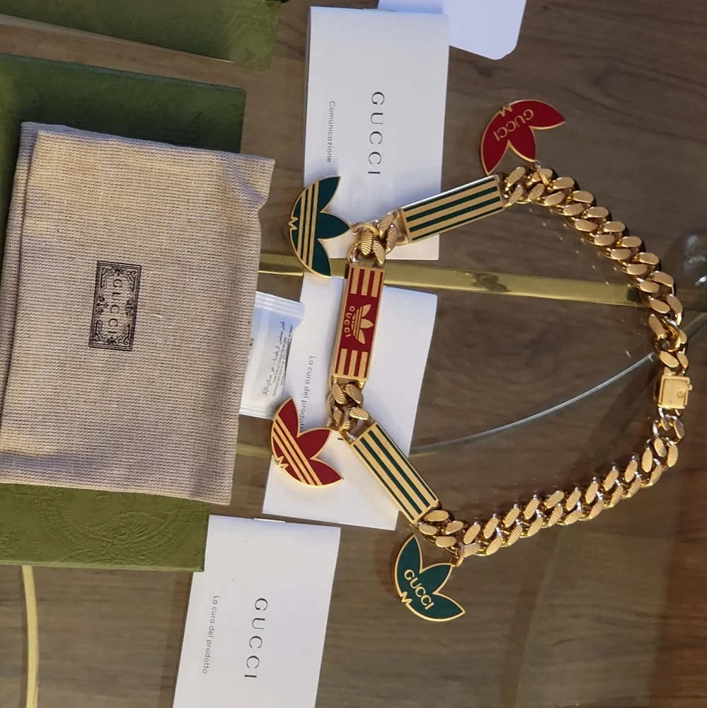 COPY - Authentic Addidas x Gucci Gourmette Necklace with Gucci Trefoil Enamel - Picture 7 of 9